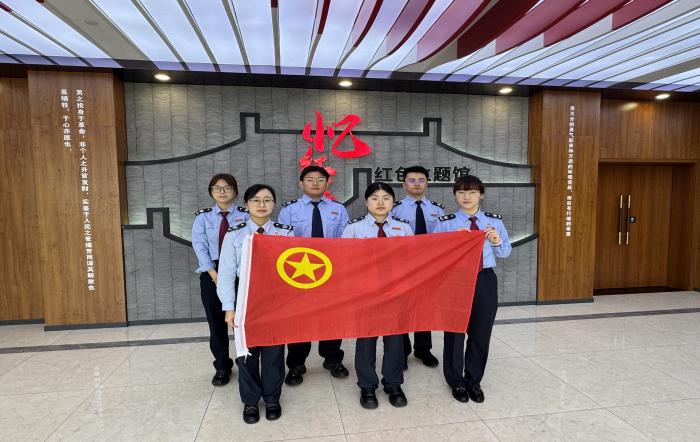区局青年理论学习小组开展联学活动
